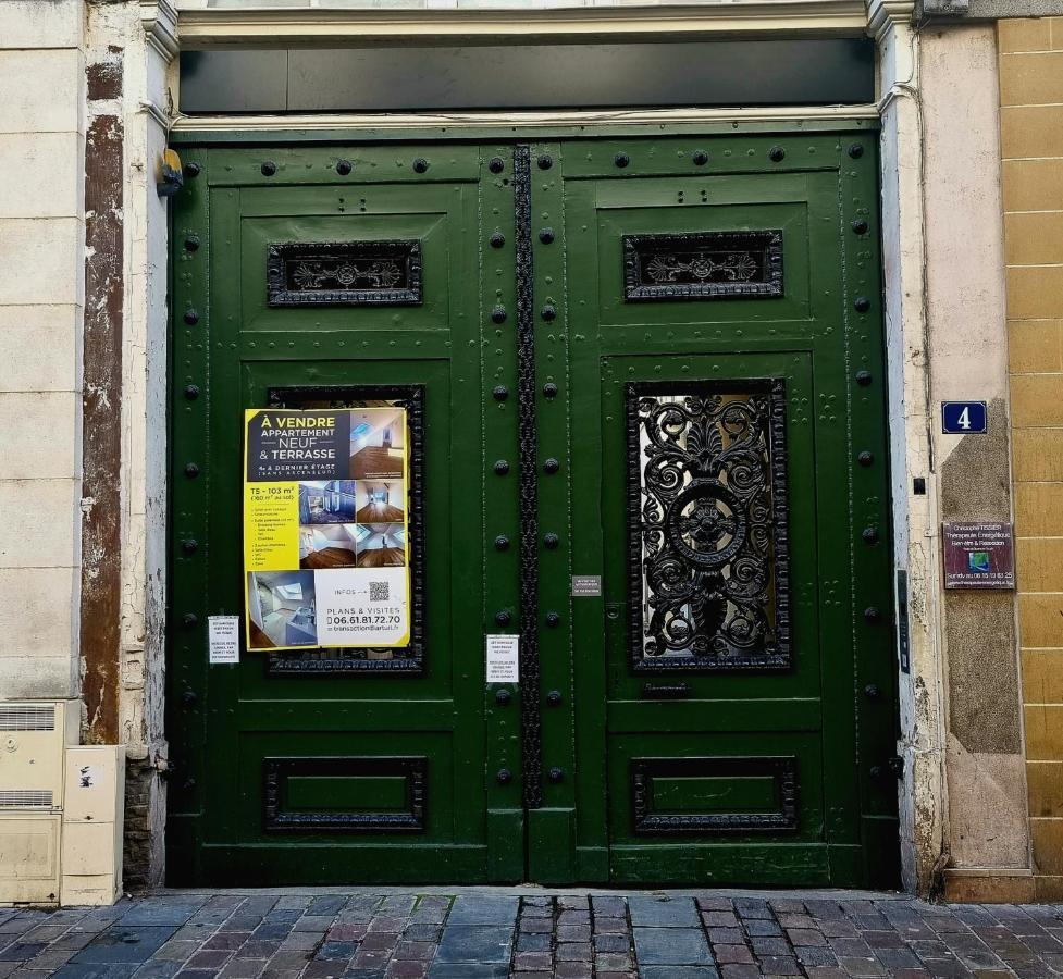 Sweet Nina Jazz Appartement Pour 5 Voyageurs, Situe A La Place De La Republique, Avec Parking Et Lit Queen Size Le Mans Zewnętrze zdjęcie