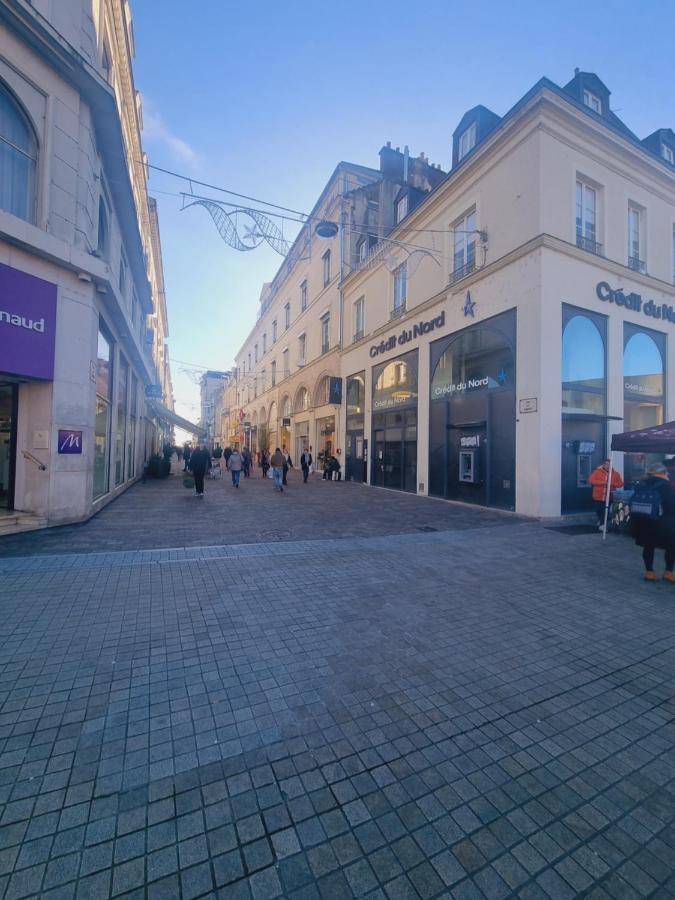 Sweet Nina Jazz Appartement Pour 5 Voyageurs, Situe A La Place De La Republique, Avec Parking Et Lit Queen Size Le Mans Zewnętrze zdjęcie